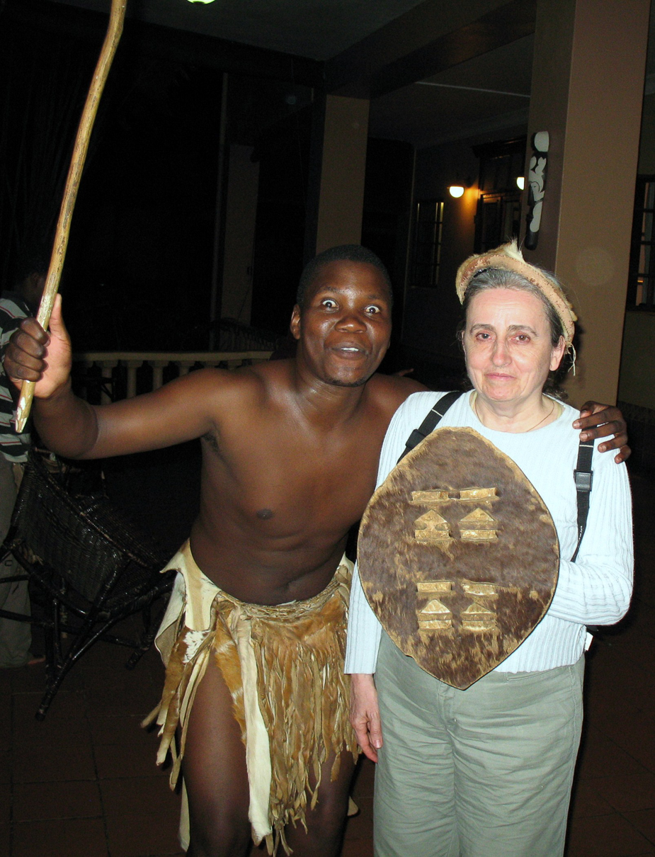 Madeleine avec un chef Zoulou ...